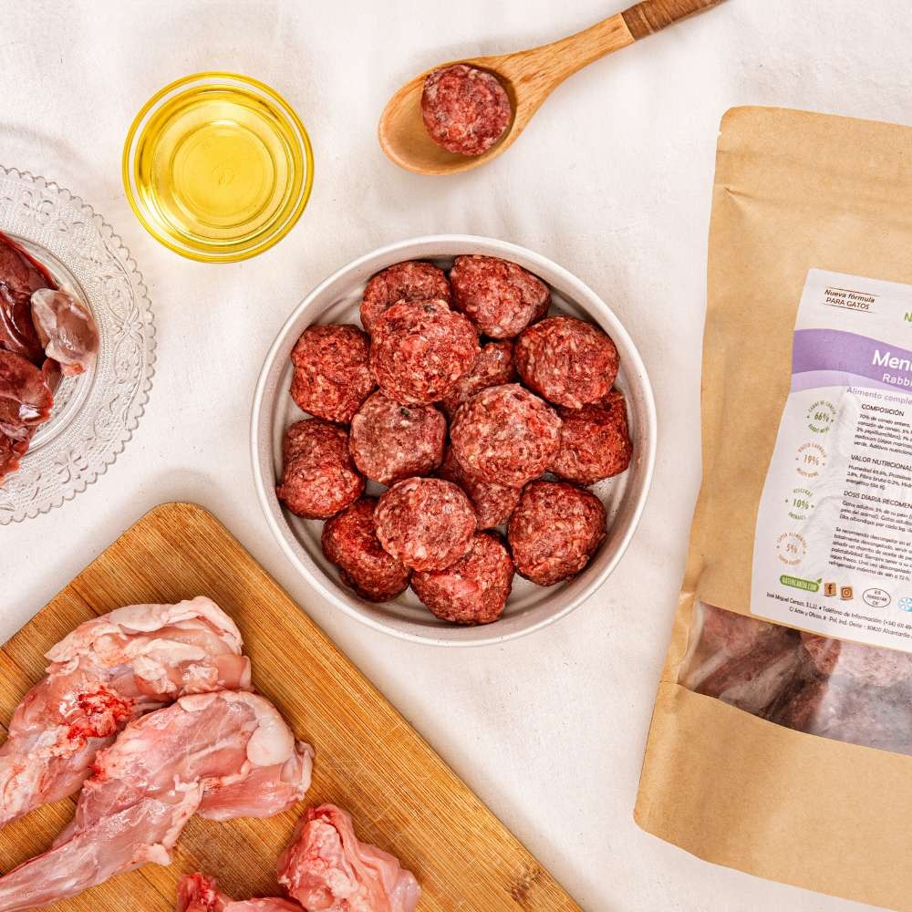 NaturCanin Albóndigas de Conejo para gatos – bolsa de 900gr