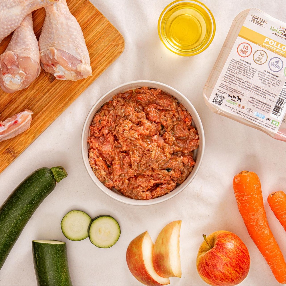 NaturCanin Menú de Pollo – comida BARF congelada para perros